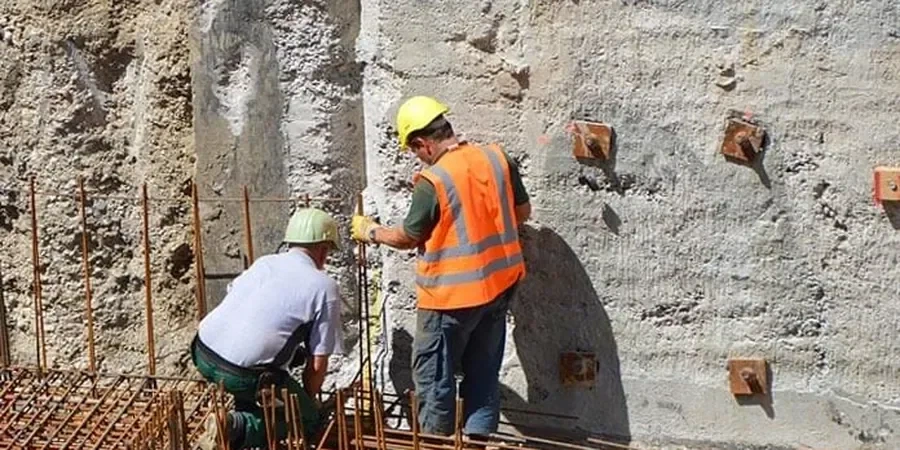 Imagen ilustrativa de Muros pantalla en Vigo